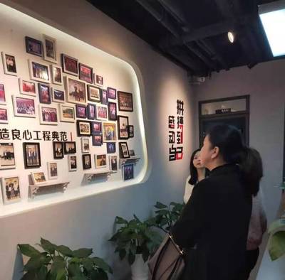 热烈欢迎重庆江津曾女士莅临八旺总部考察 深化合作意向，共谱文化新篇章